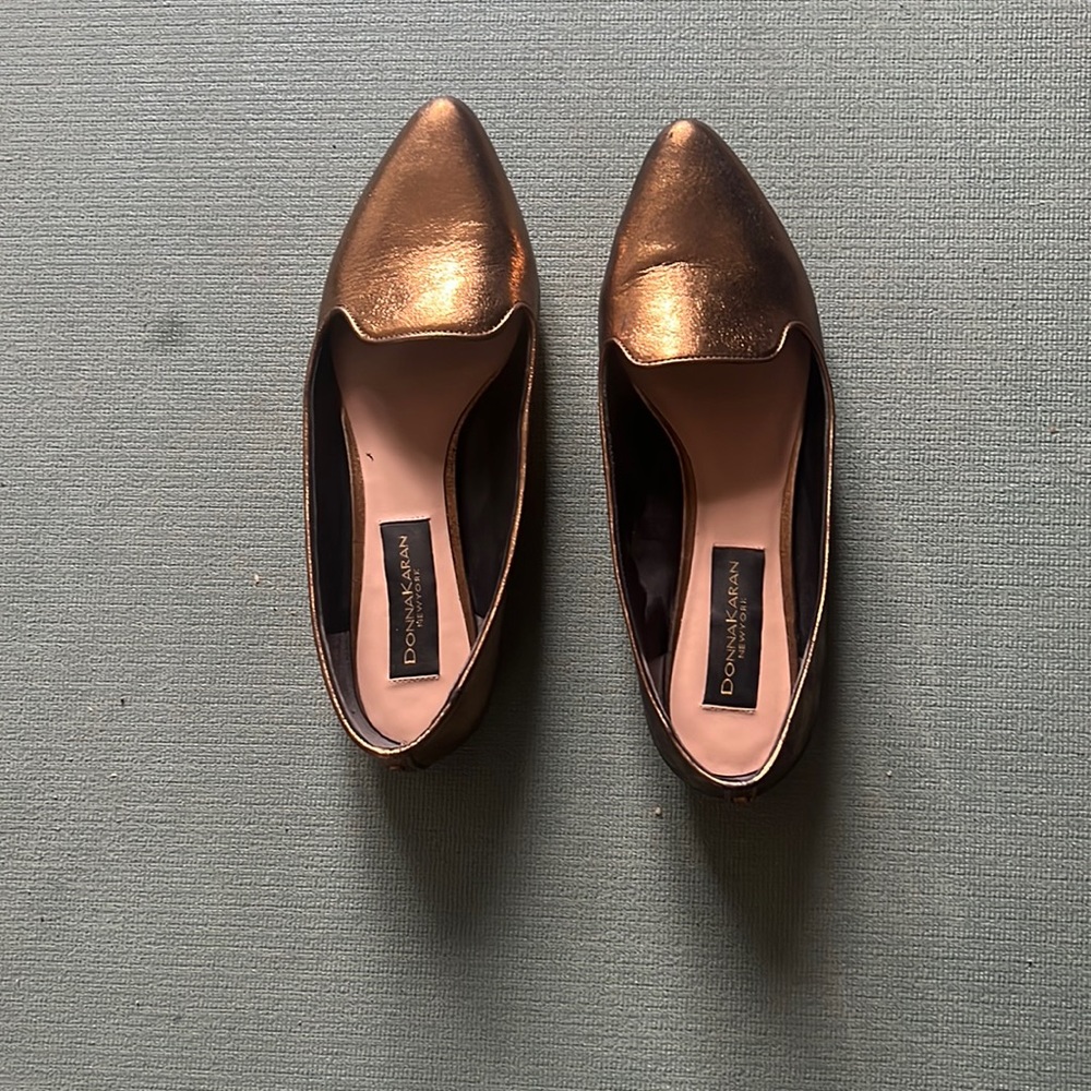 Donna Karan New York Gold Copper Leather Loafers/Flats- Size 8